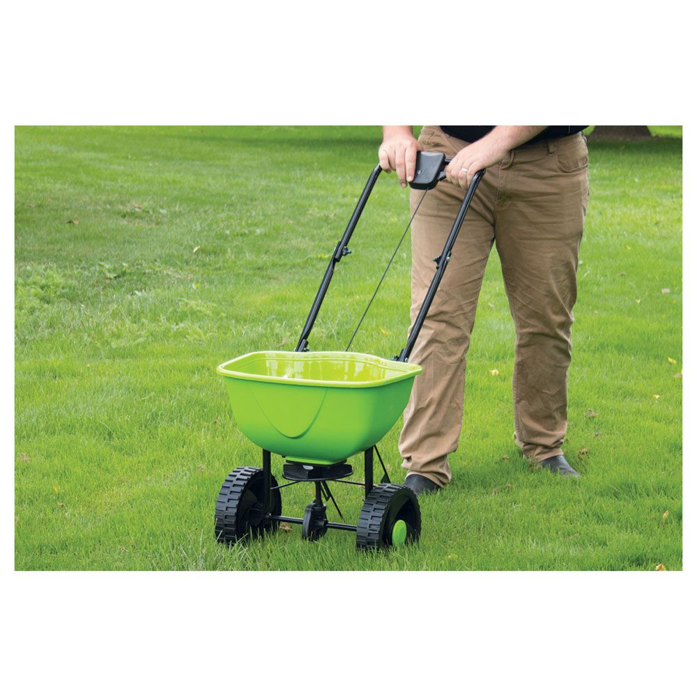 Spreader Push-n-Spread Evergro 15kg — EquinePlus Supplies